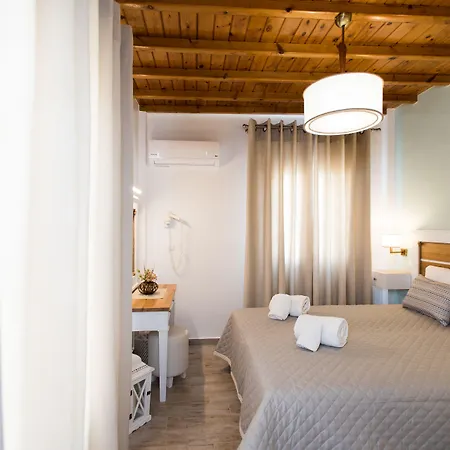 Filoxenia Ornos (Mykonos)