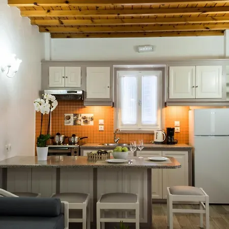 Filoxenia Ornos (Mykonos)