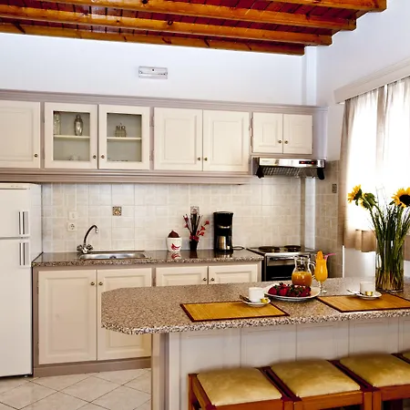 アパート Filoxenia