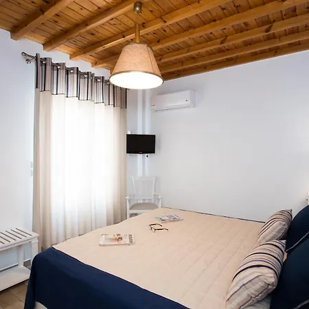 Filoxenia أورنوس