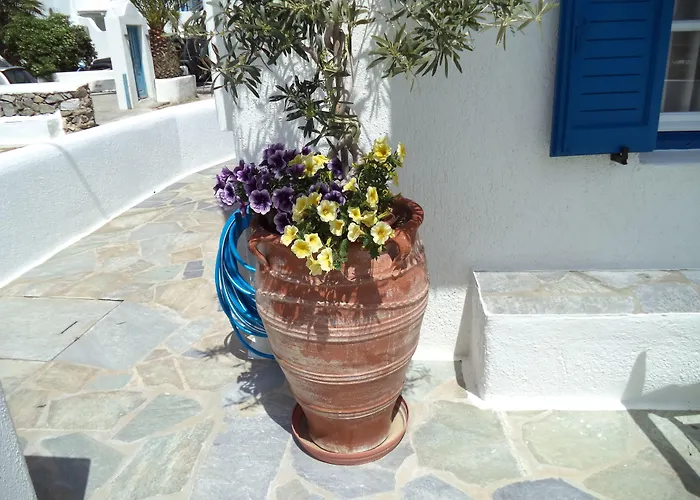 Filoxenia Apartament *